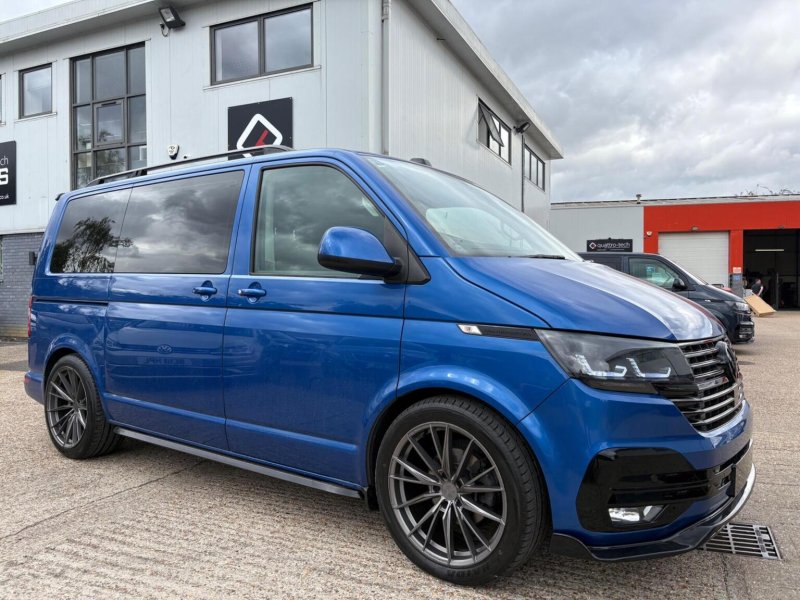 VOLKSWAGEN TRANSPORTER SHUTTLE 2.0 TDI SE DSG SWB Euro 6 (s/s) 5dr