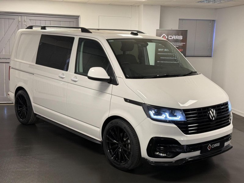 VOLKSWAGEN TRANSPORTER 2.0 TDI T32 Startline Kombi DSG FWD SWB Euro 6 (s/s) 5dr